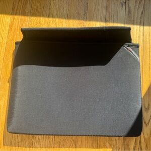 Tom Bihn Horizonal 6z Cache